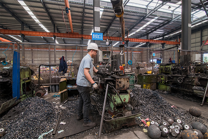 咸阳网架配件-螺栓球加工车间